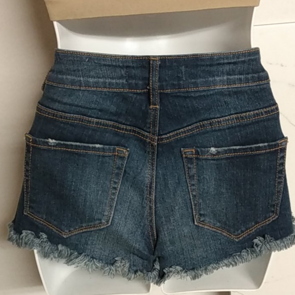 Bullhead Brand High Rise Raw Hem Jean Short Shorts - Picture 5 of 14